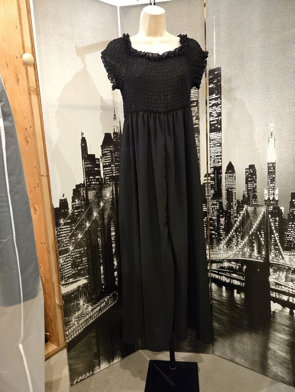 Shein Curve Size XL Black Long Dress With Slit